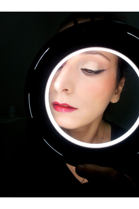 self make up: valorizzati con il TUO make up