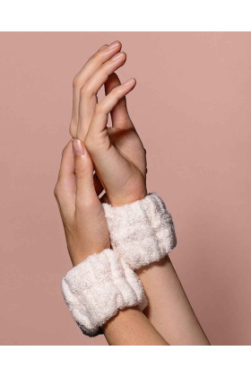 Polsini Skincare in Bamboo Namur®